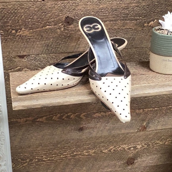 ESCADA Perforated Leather Slingback Mules – Size 35.5 - Picture 1 of 6